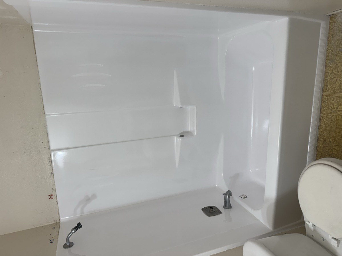 Acrylic bathtub after refinishing Bay Area